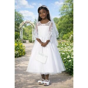 NEW Girls First Holy Communion Dress Size 7 - Lace Dress 3/4 Sleeves Tea-length